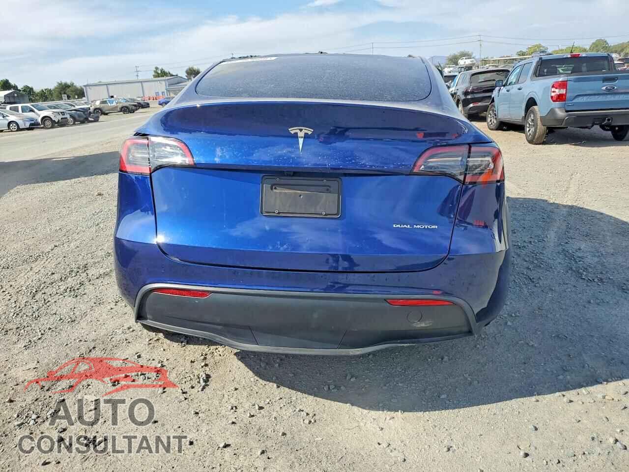 TESLA MODEL Y 2023 - 7SAYGDEE8PF948977