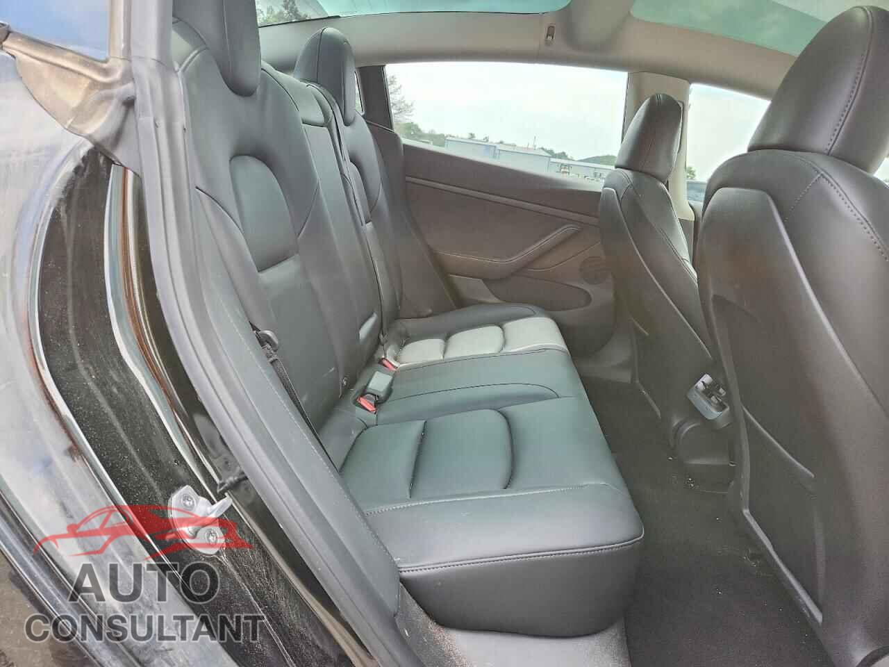 TESLA MODEL 3 2023 - 5YJ3E1EB9PF710413