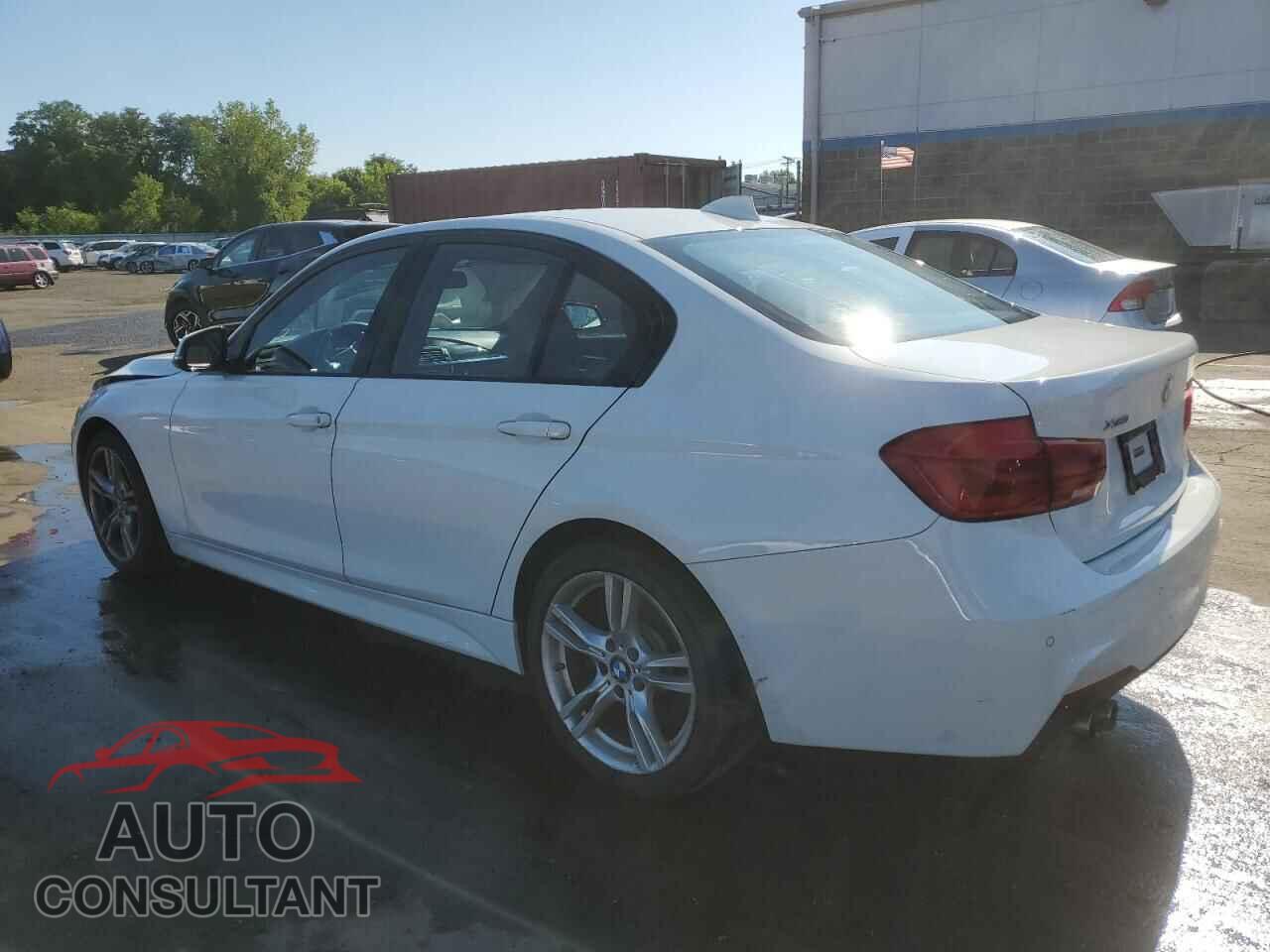 BMW 3 SERIES 2016 - WBA8E3G54GNU01083