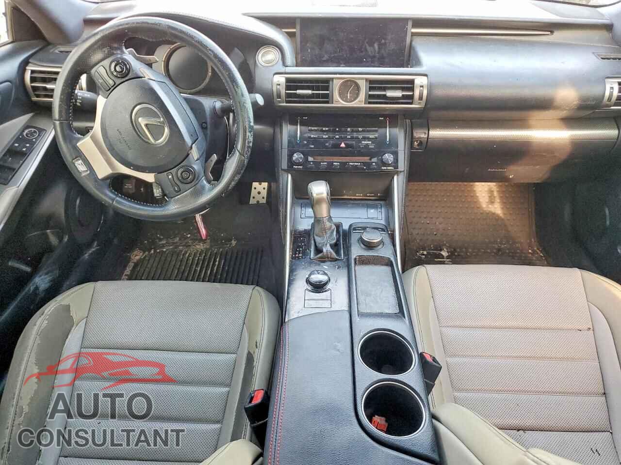 LEXUS IS 2014 - JTHBF1D24E5025095