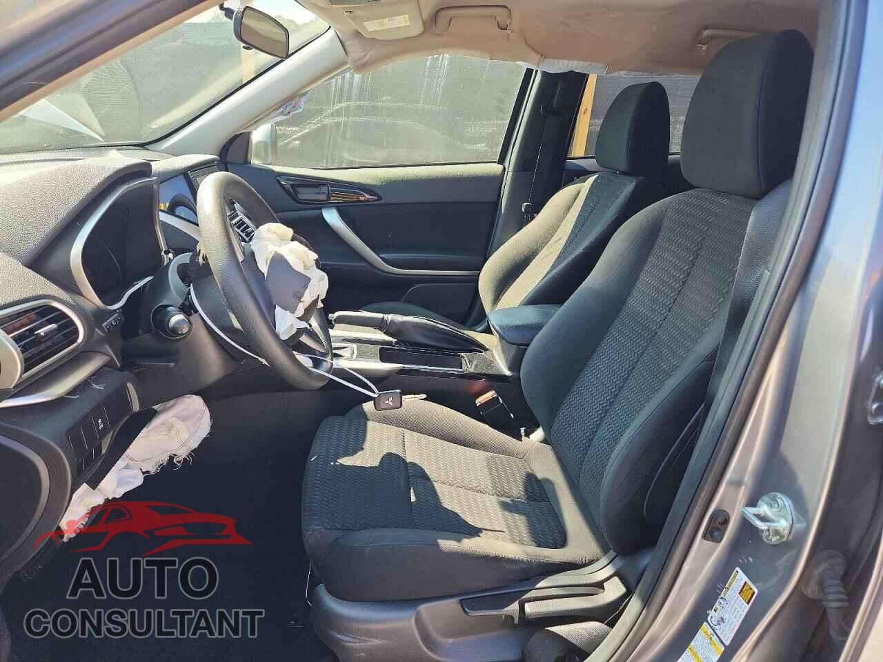 MITSUBISHI ECLIPSE 2019 - JA4AT3AA2KZ028976