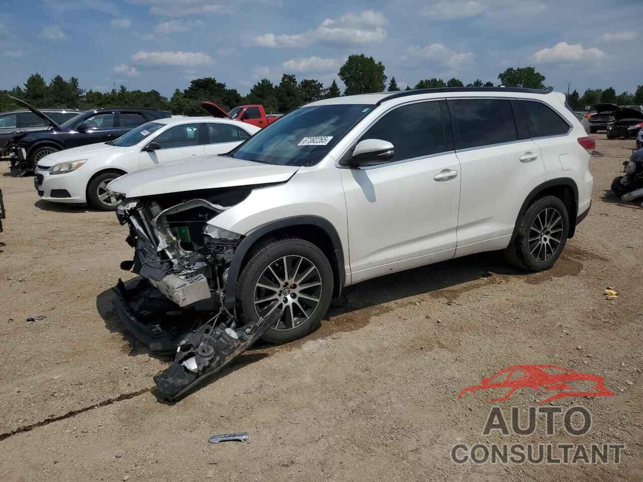 TOYOTA HIGHLANDER 2018 - 5TDJZRFH9JS549352