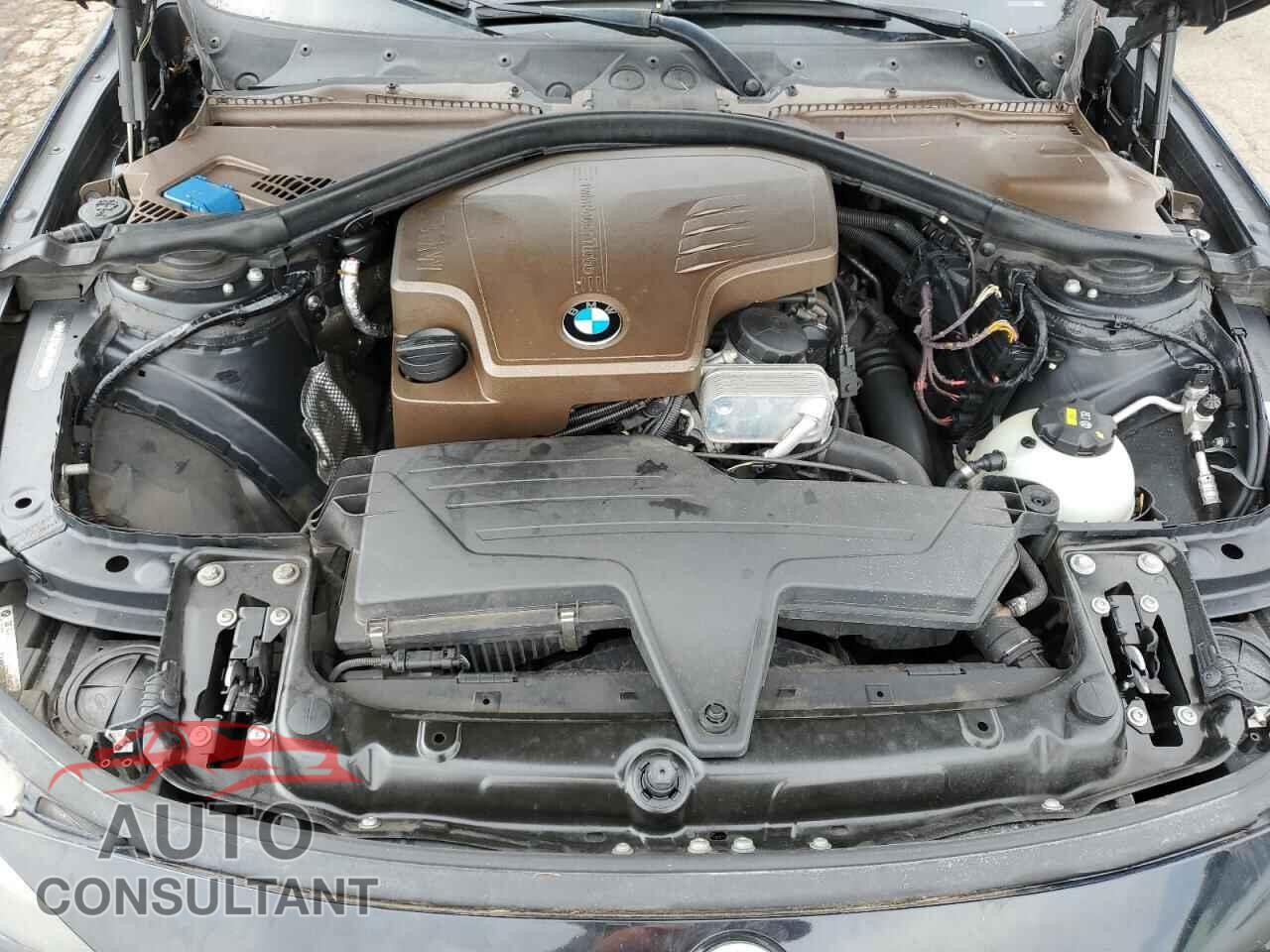 BMW 3 SERIES 2012 - WBA3C1C56CF430745