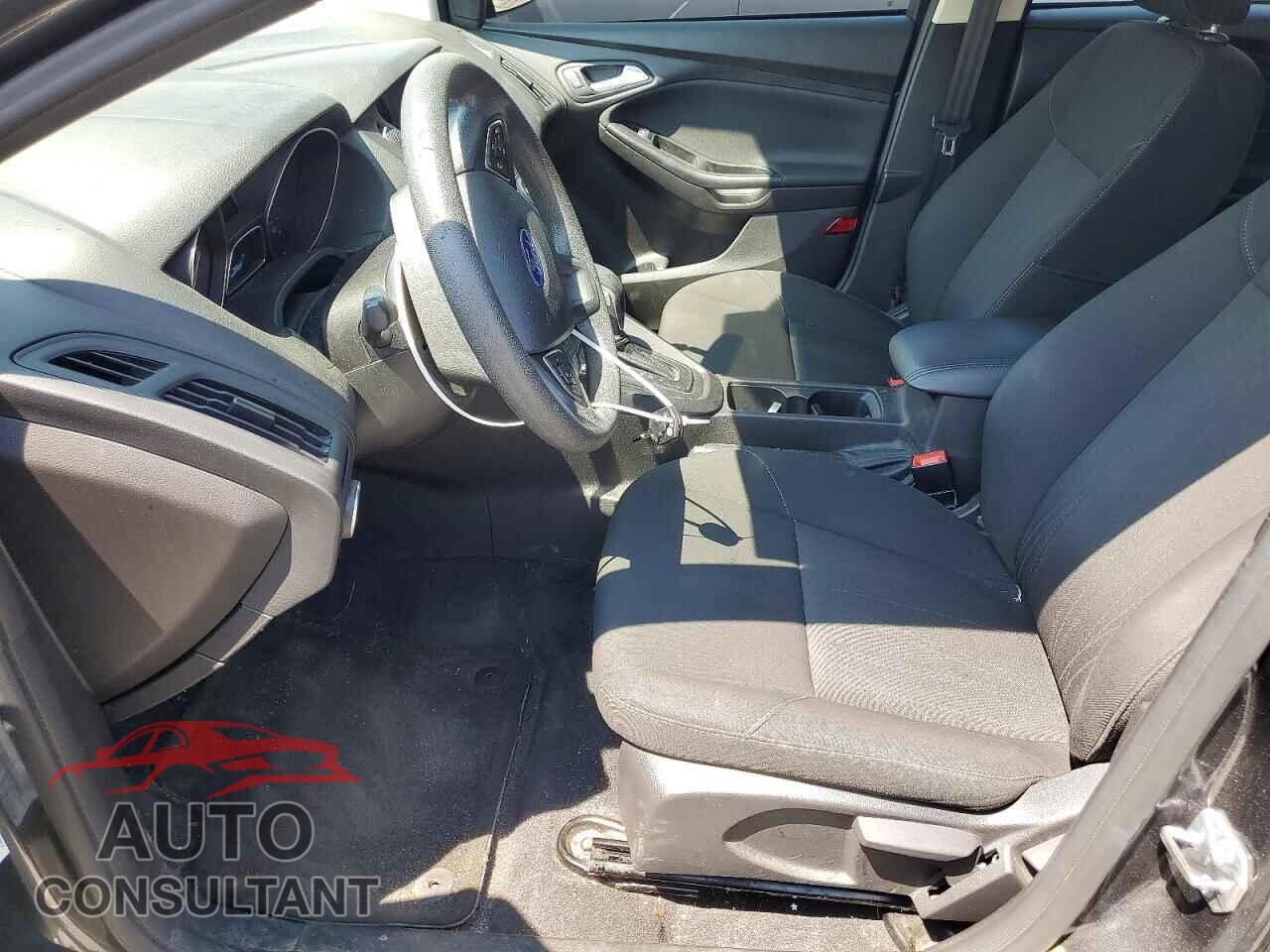 FORD FOCUS 2017 - 1FADP3F25HL233069