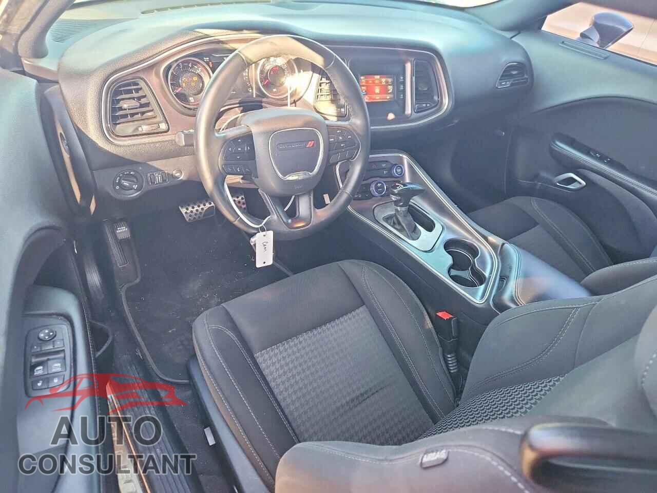 DODGE CHALLENGER 2017 - 2C3CDZBT4HH657974