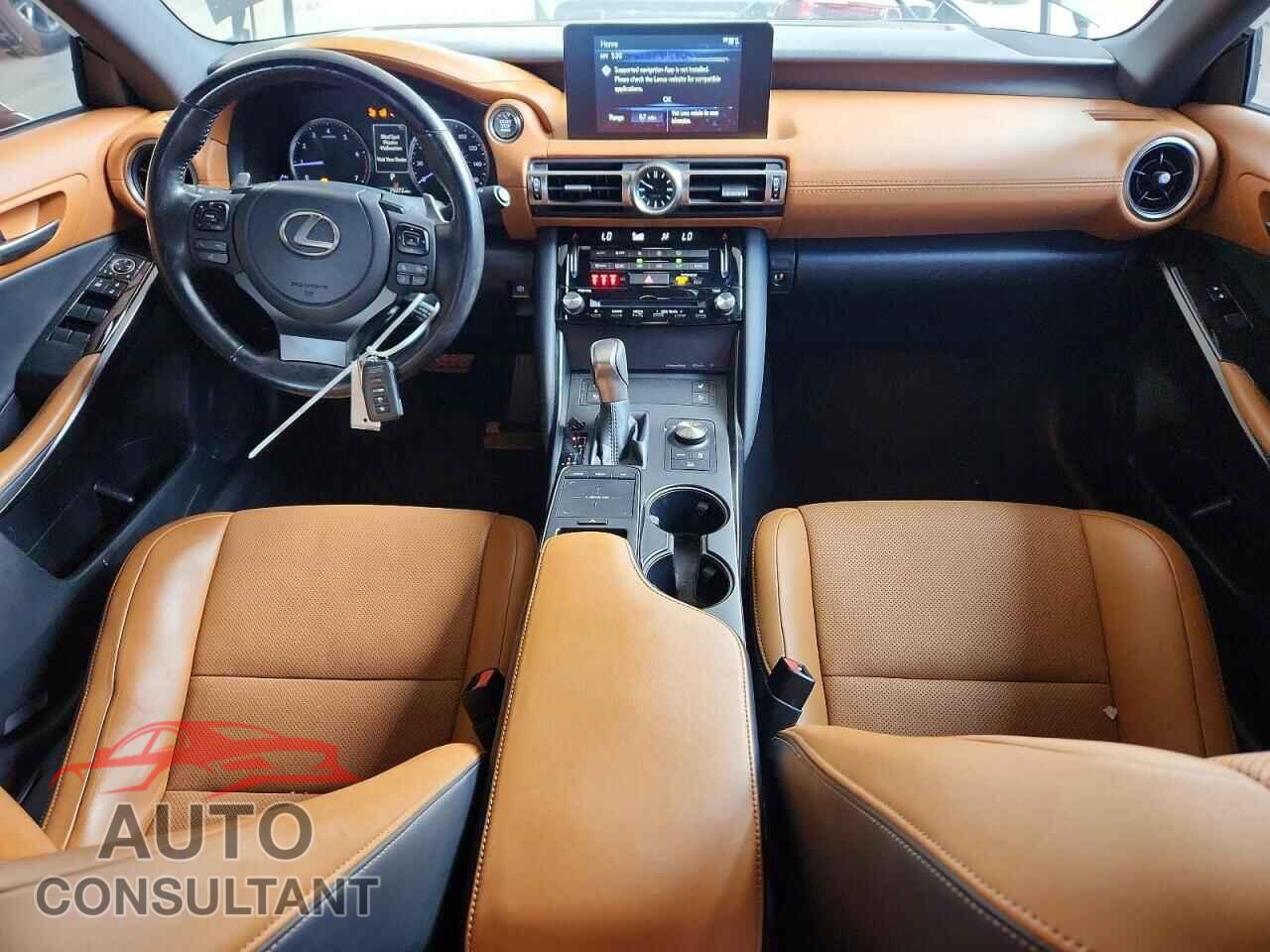 LEXUS IS 2021 - JTHCA1D29M5116557