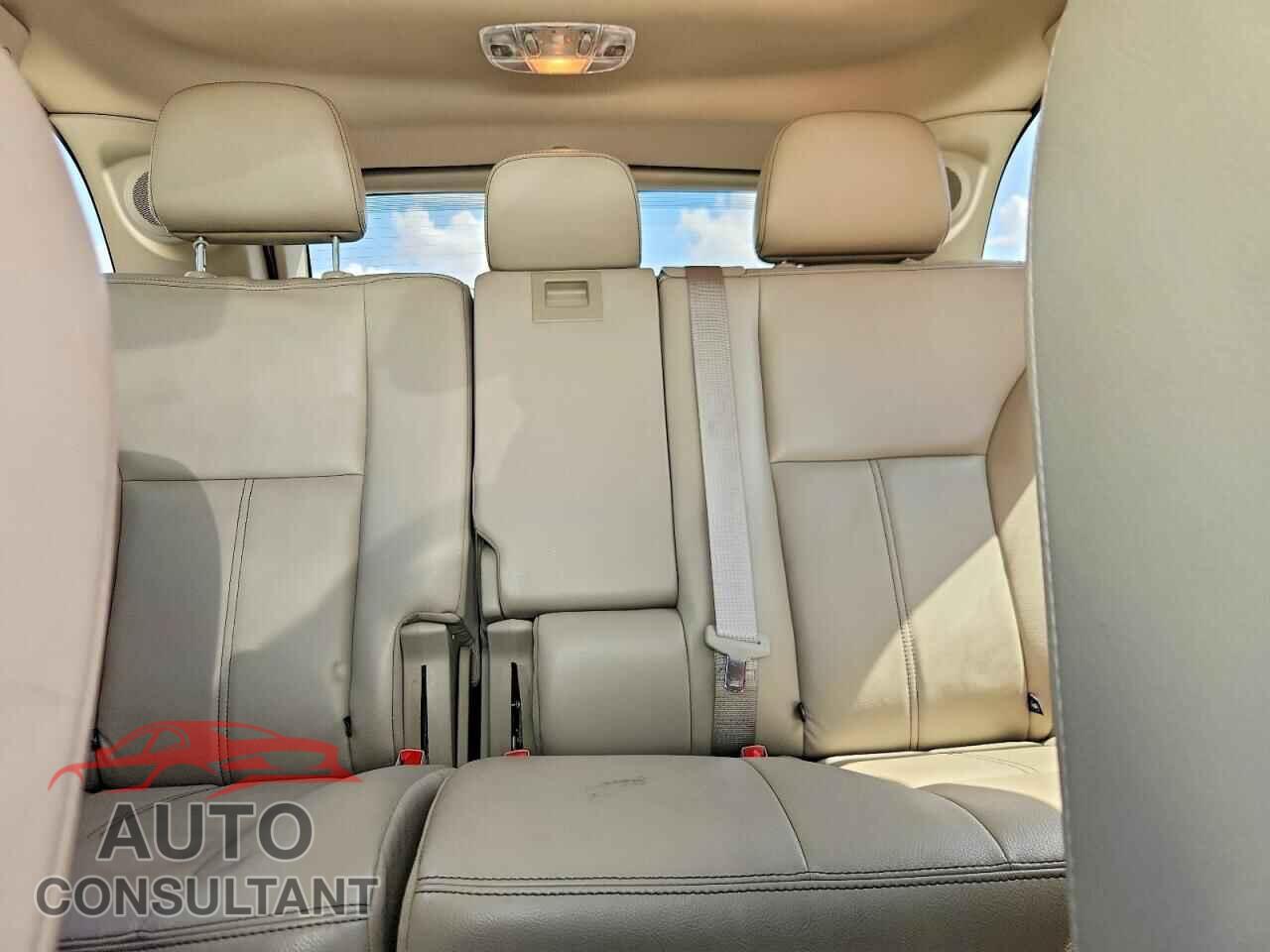 FORD EDGE 2011 - 2FMDK4KC6BBB18108