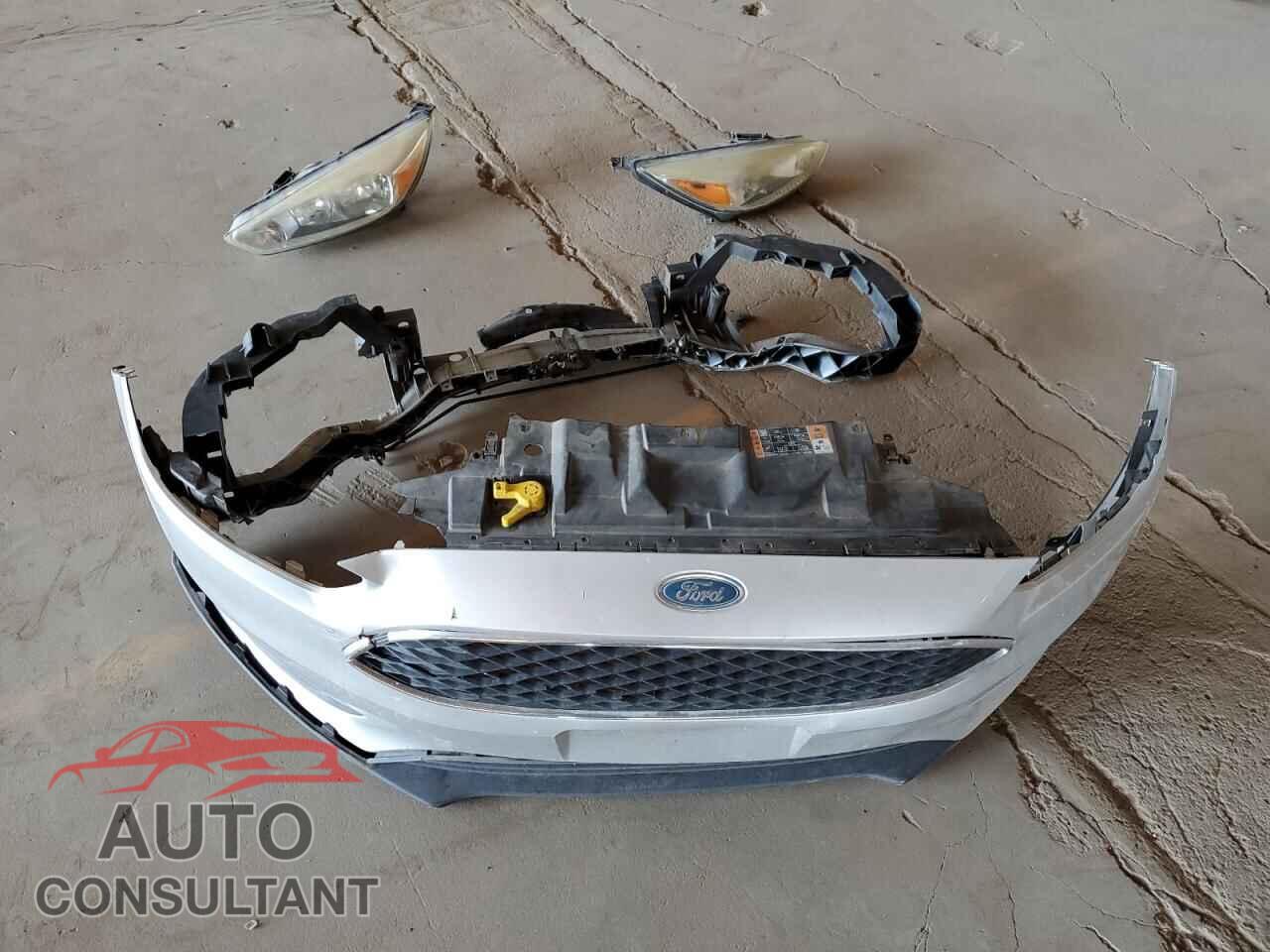 FORD FOCUS 2017 - 1FADP3F2XHL226196