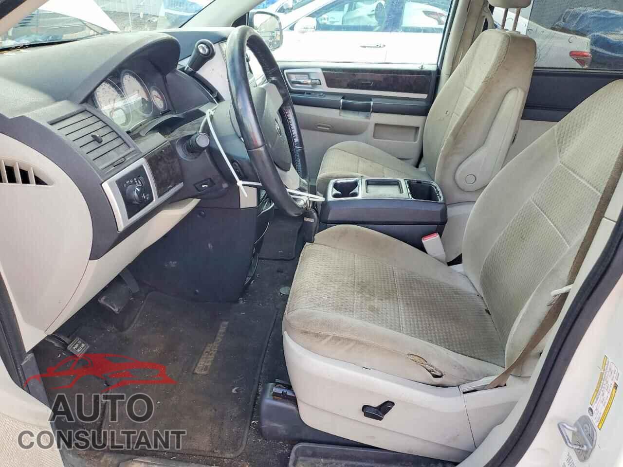 DODGE CARAVAN 2010 - 2D4RN5D11AR107240