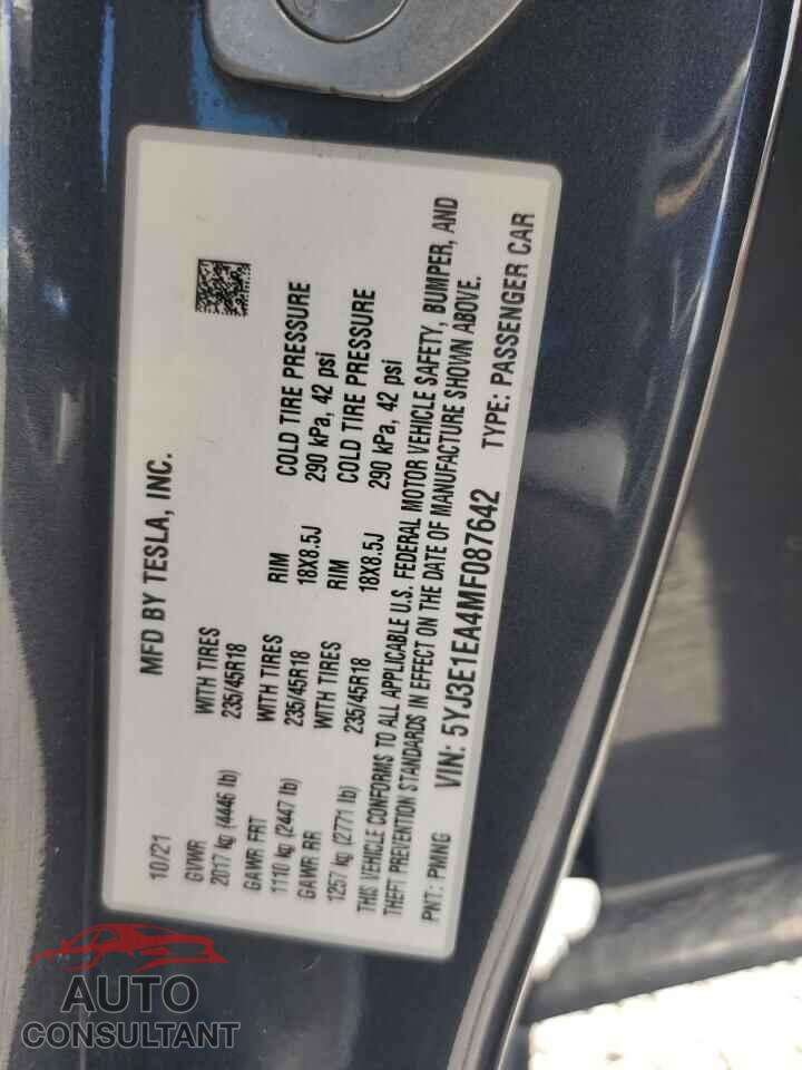 TESLA MODEL 3 2021 - 5YJ3E1EA4MF087642