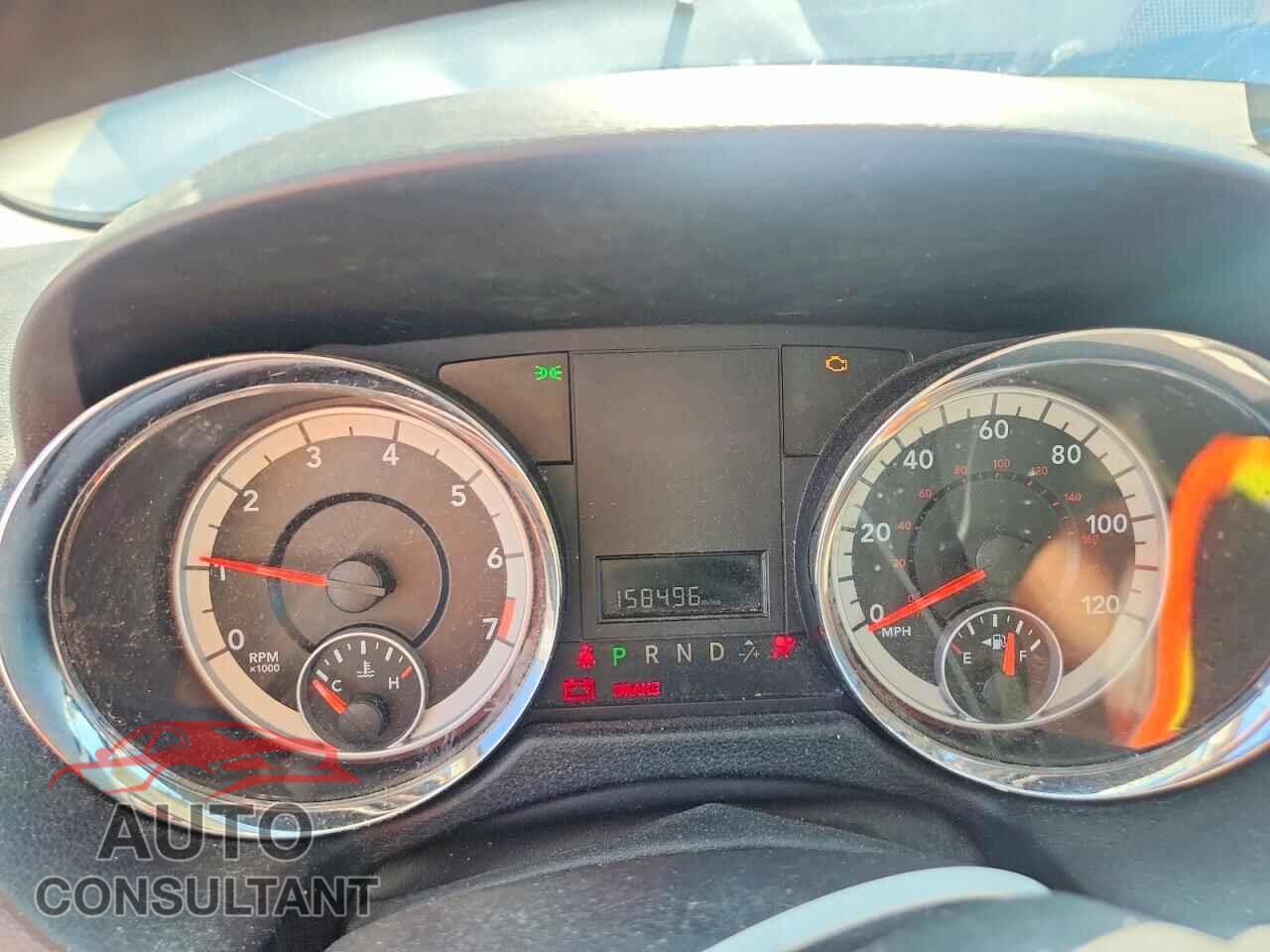 DODGE CARAVAN 2011 - 2D4RN4DG8BR674447