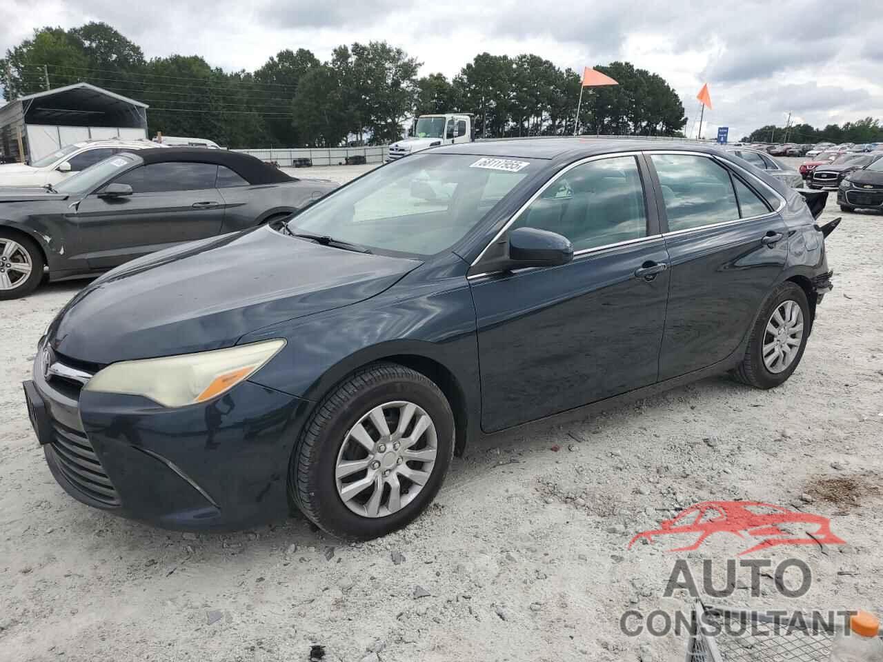 TOYOTA CAMRY 2016 - 4T4BF1FK4GR532880