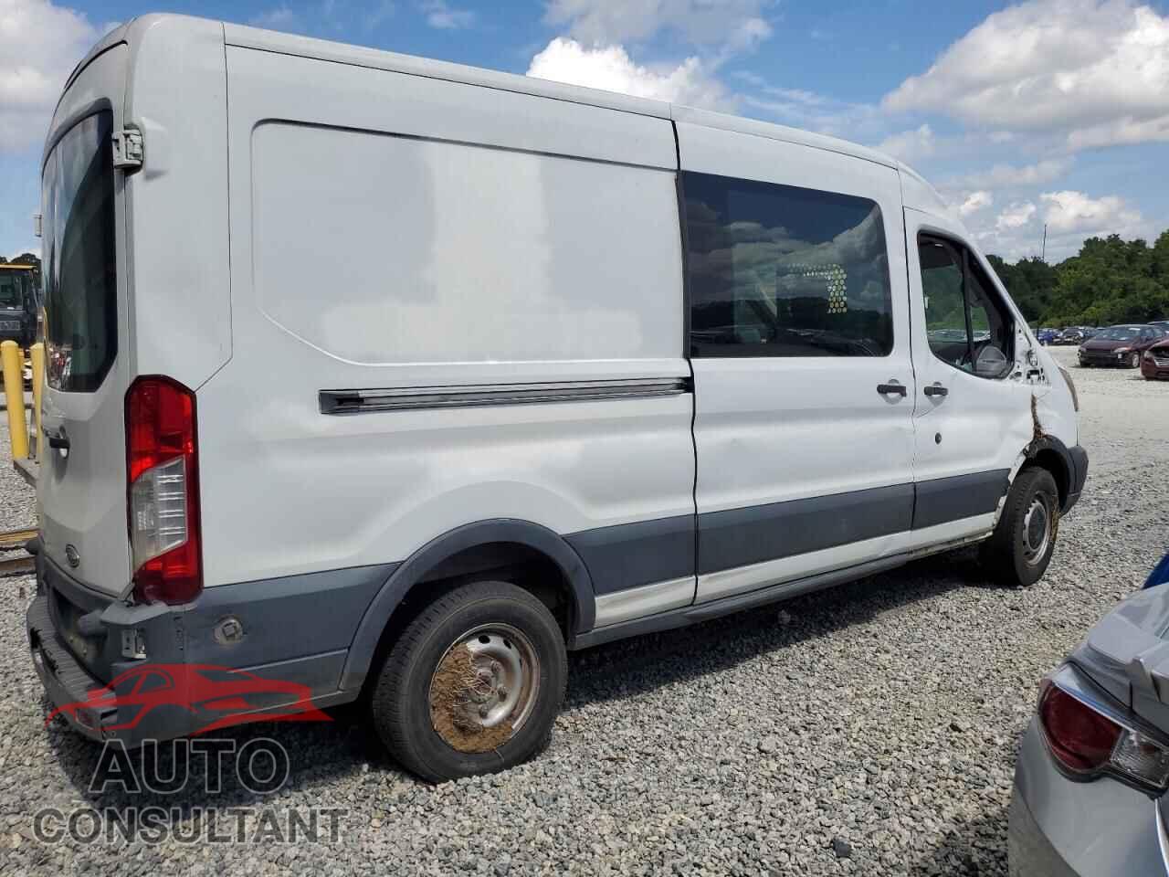 FORD TRANSIT 2015 - 1FTNR2CG5FKA40247