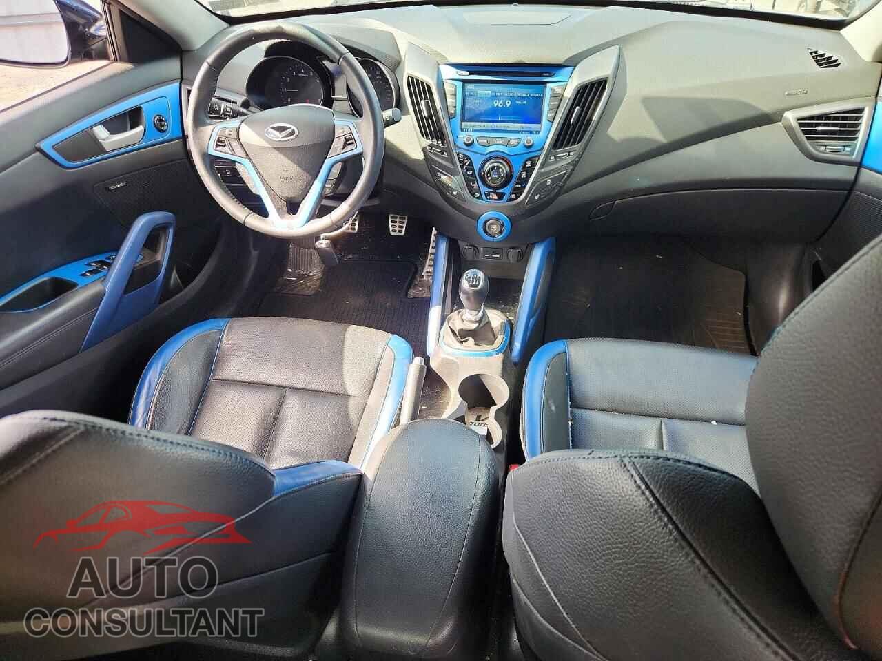 HYUNDAI VELOSTER 2013 - KMHTC6AE8DU125467