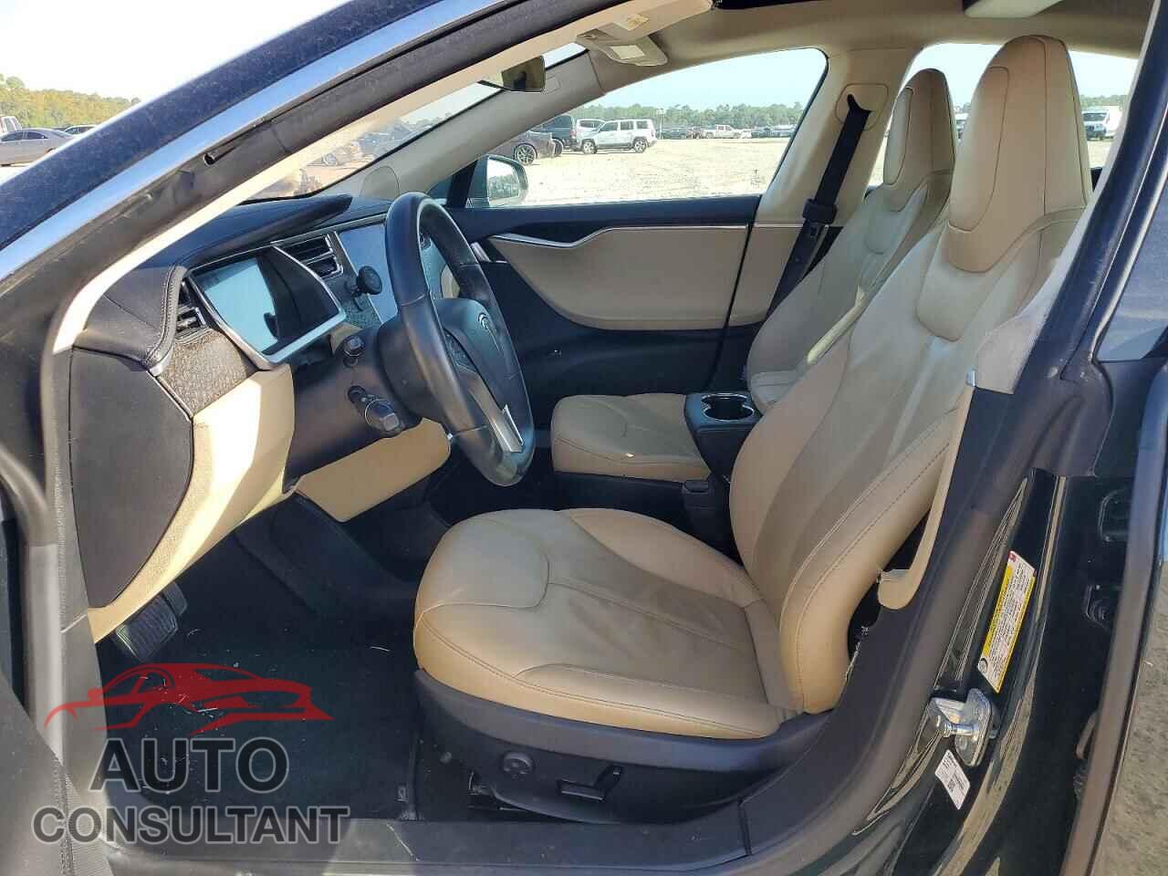 TESLA MODEL S 2013 - 5YJSA1CNXDFP09108