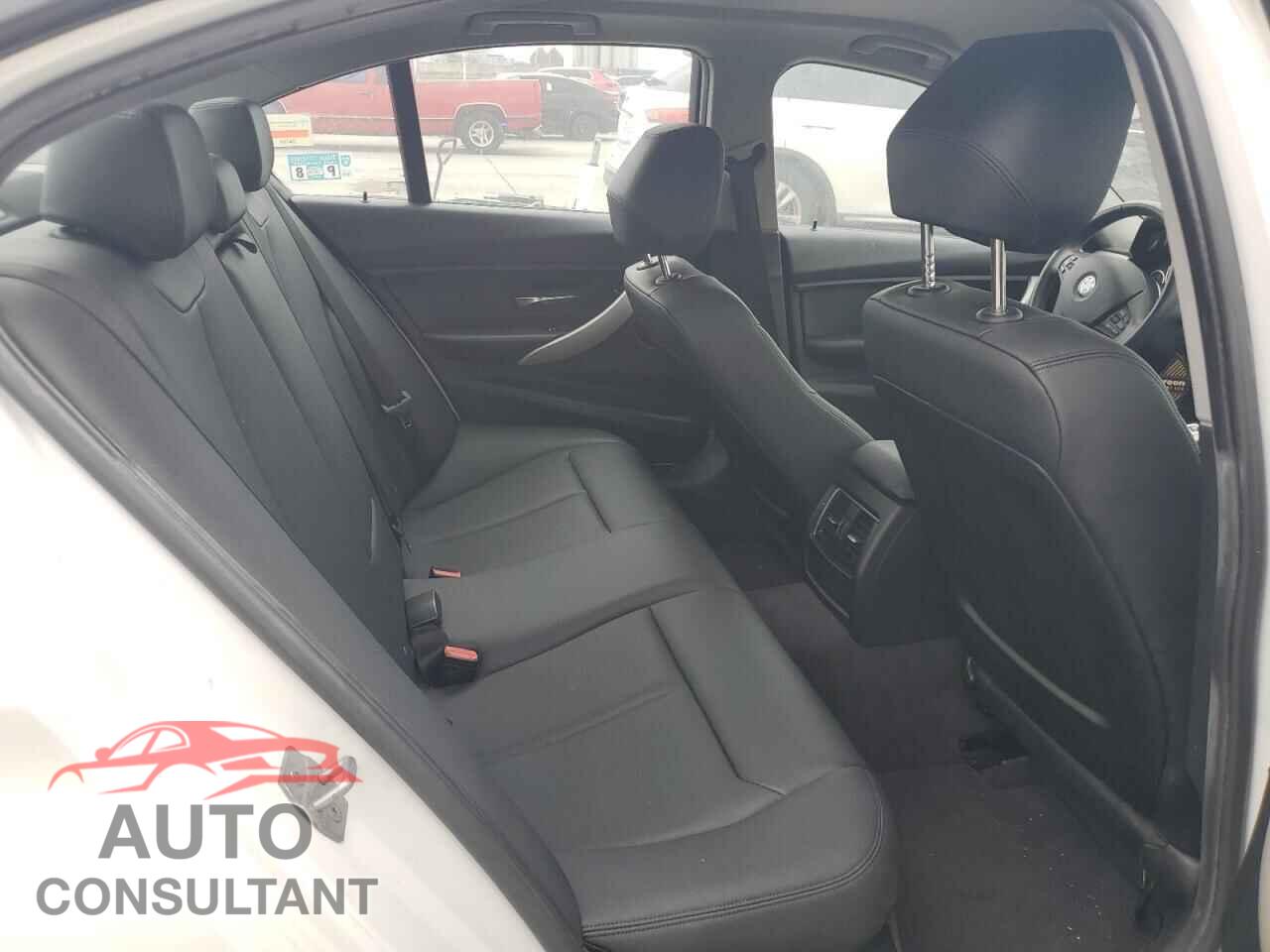BMW 3 SERIES 2016 - WBA8E5G58GNU22109