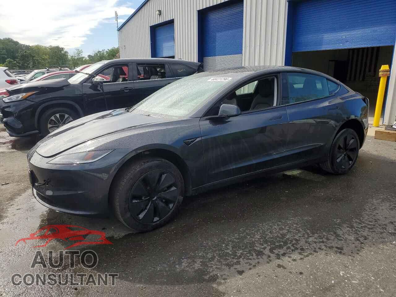 TESLA MODEL 3 2025 - 5YJ3E1EA3SF977238