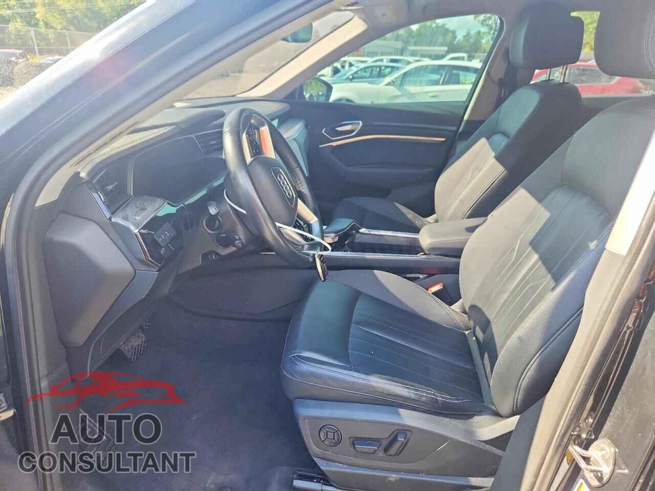 AUDI E-TRON 2021 - WA11AAGE7MB025572