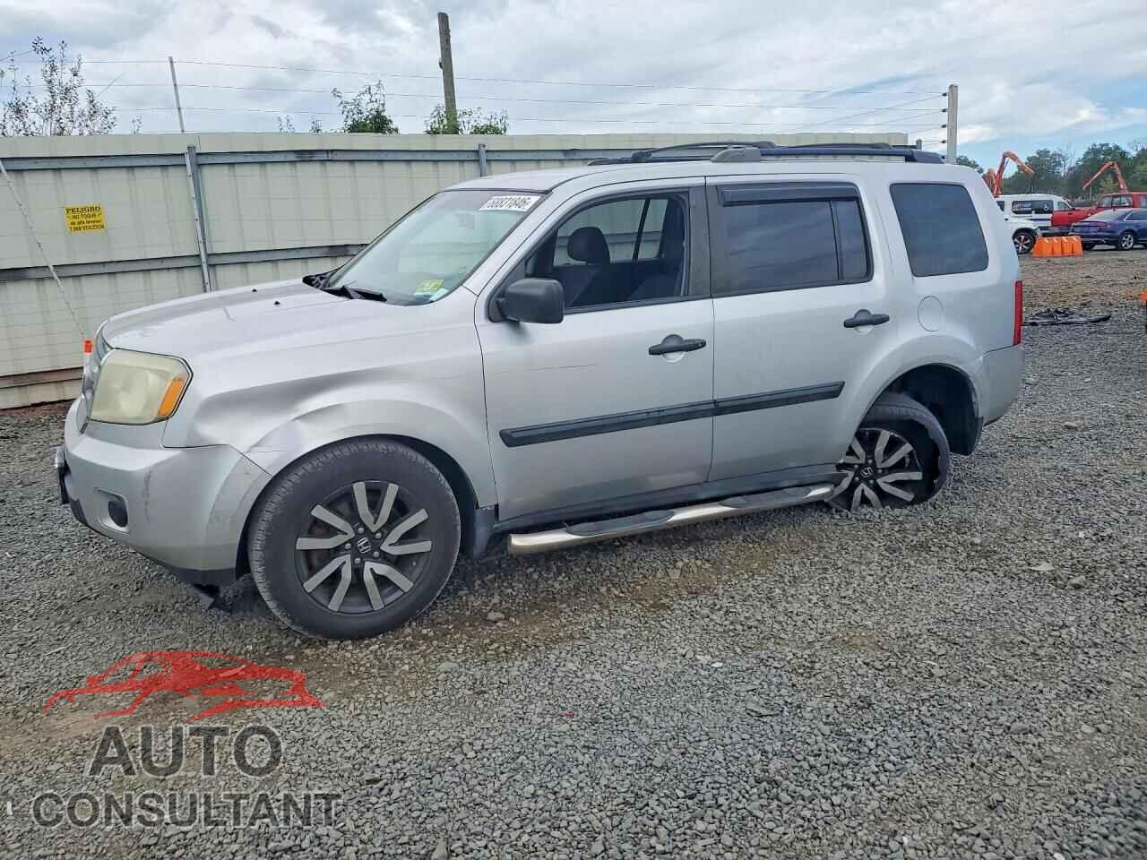 HONDA PILOT 2011 - 5FNYF4H2XBB053811