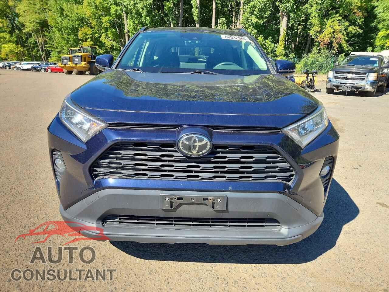 TOYOTA RAV4 2019 - JTMP1RFV2KD013119
