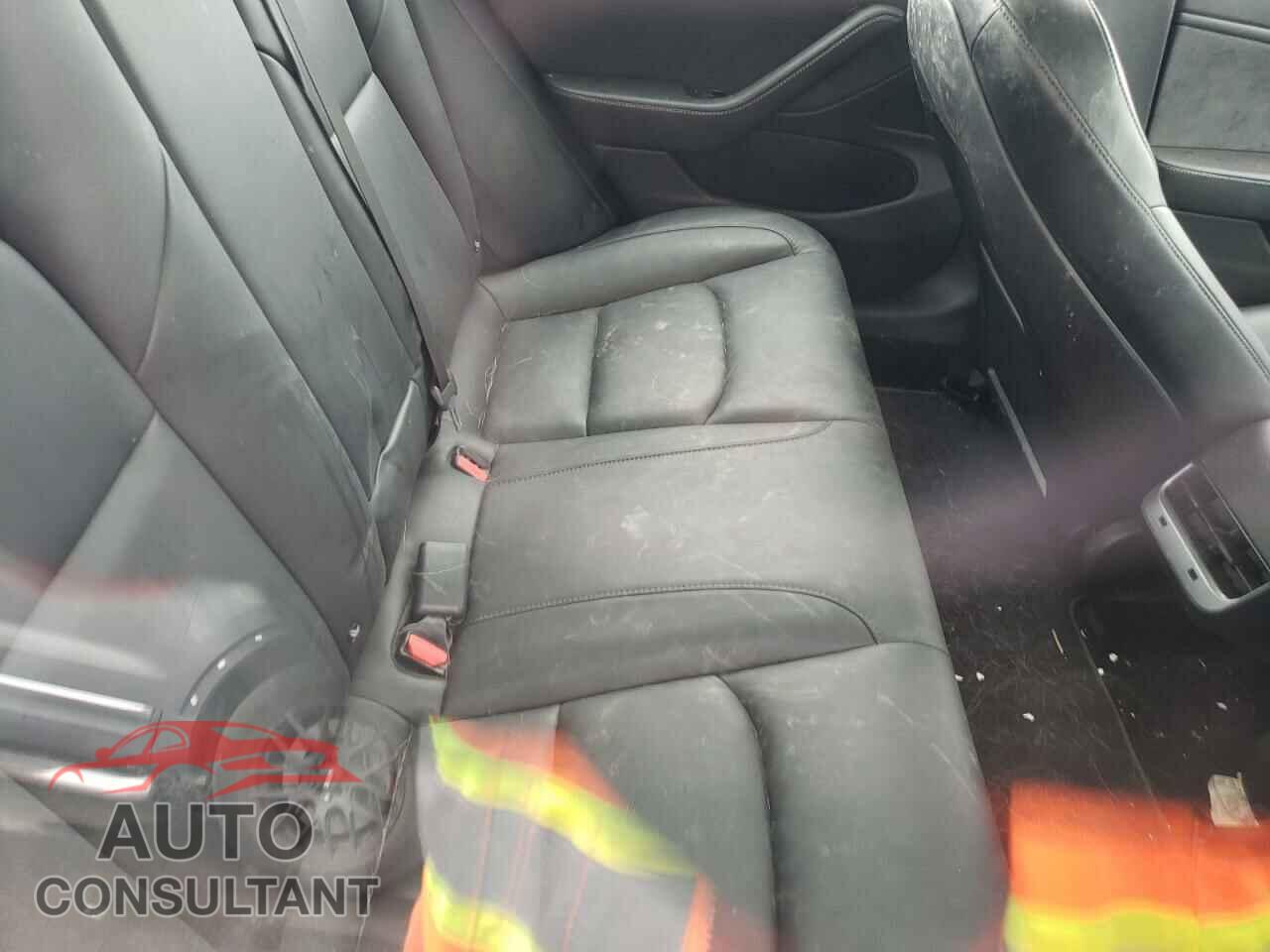 TESLA MODEL 3 2018 - 5YJ3E1EB6JF120578