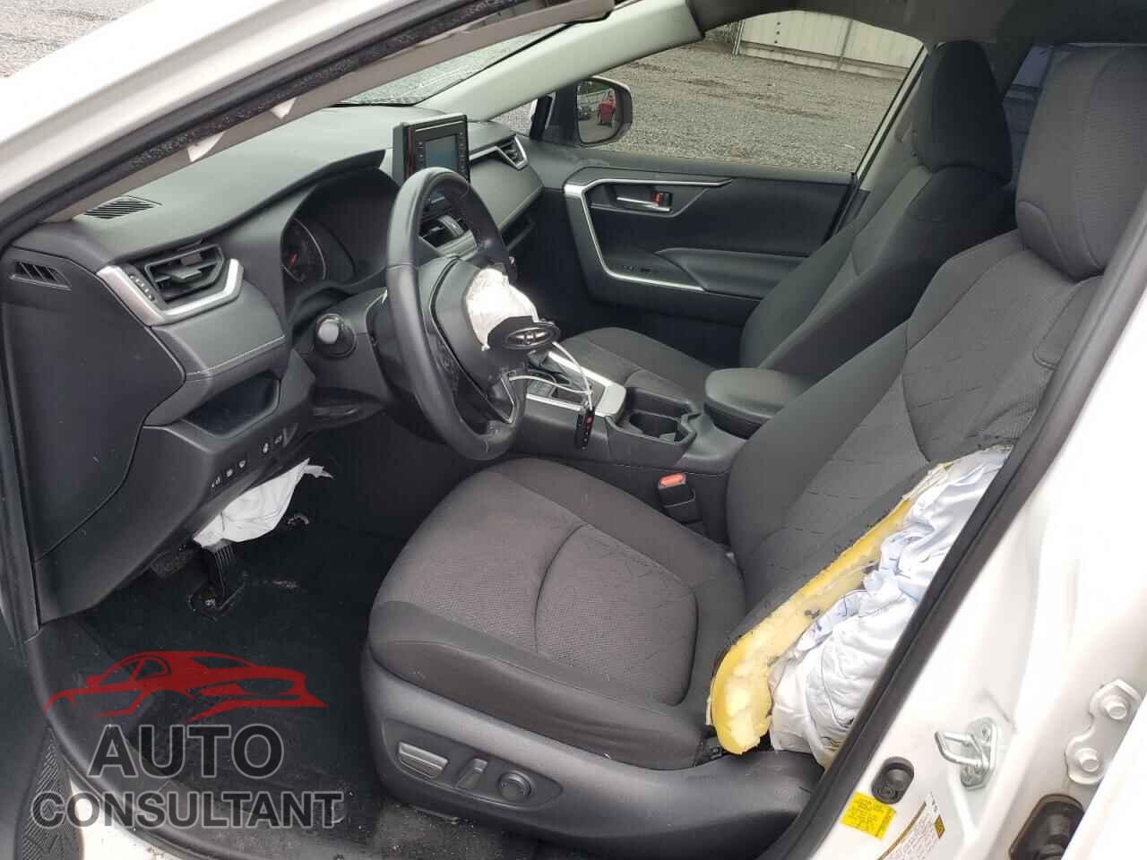 TOYOTA RAV4 2019 - JTMP1RFV6KD037620
