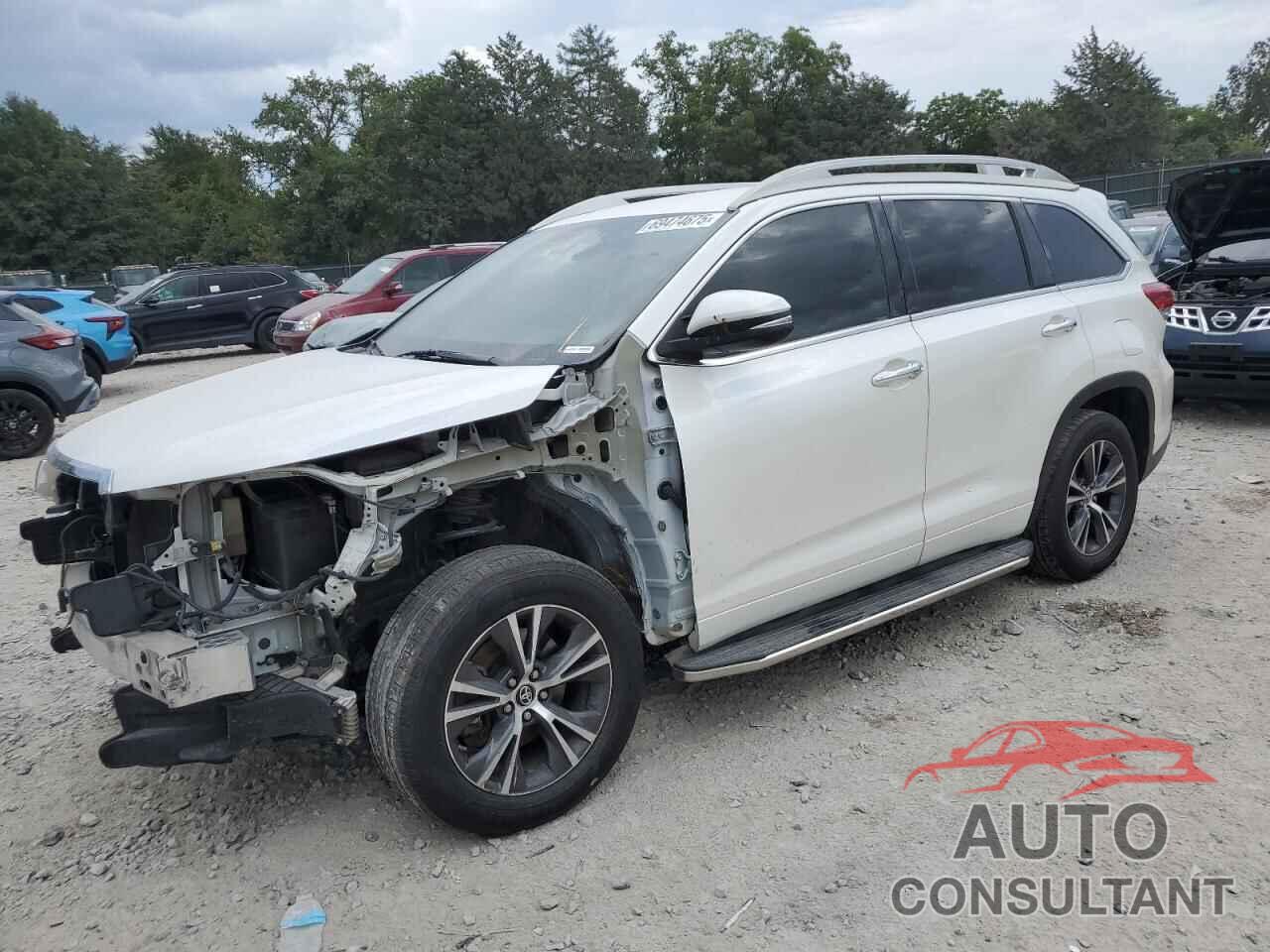 TOYOTA HIGHLANDER 2017 - 5TDZZRFH1HS188244