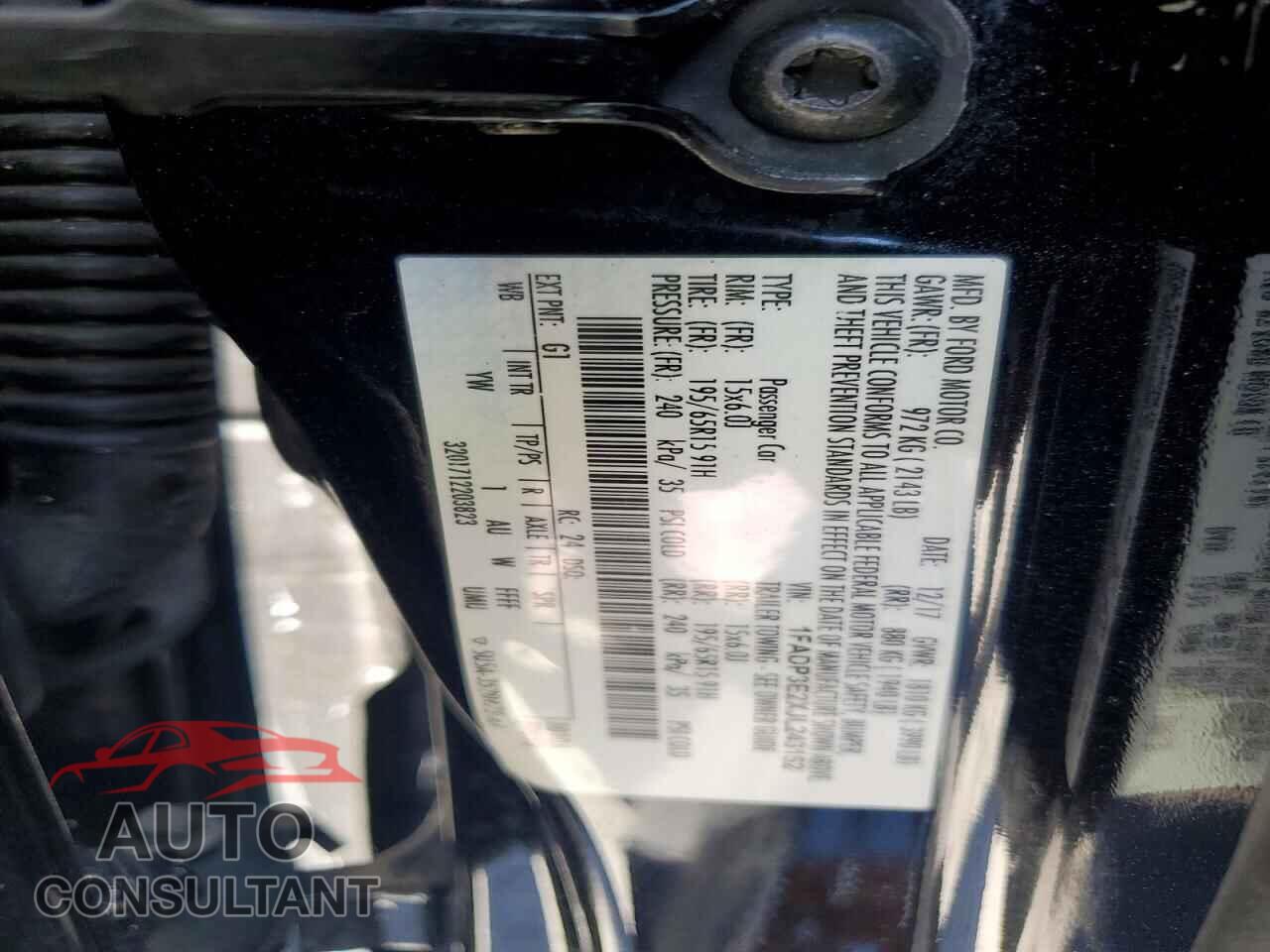 FORD FOCUS 2018 - 1FADP3E2XJL243152