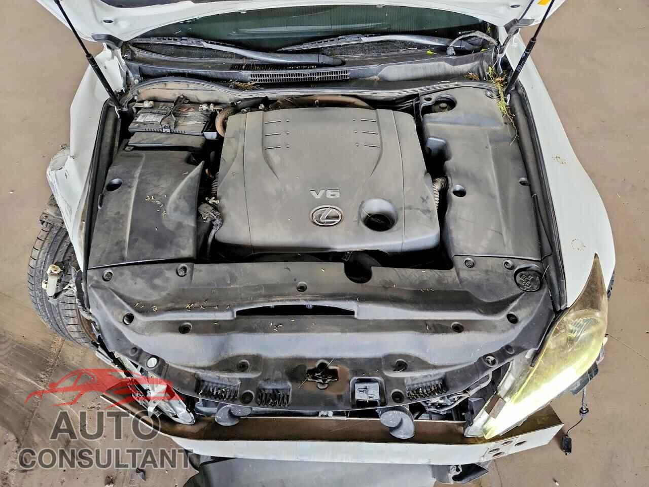 LEXUS IS 2012 - JTHBF5C21C5172819