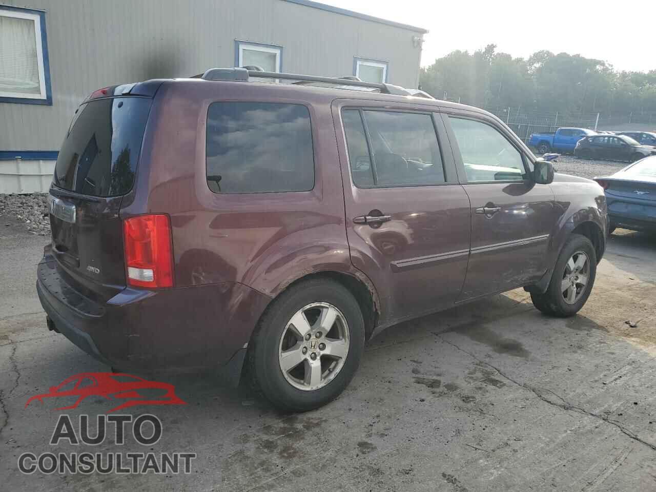 HONDA PILOT 2011 - 5FNYF4H55BB043830