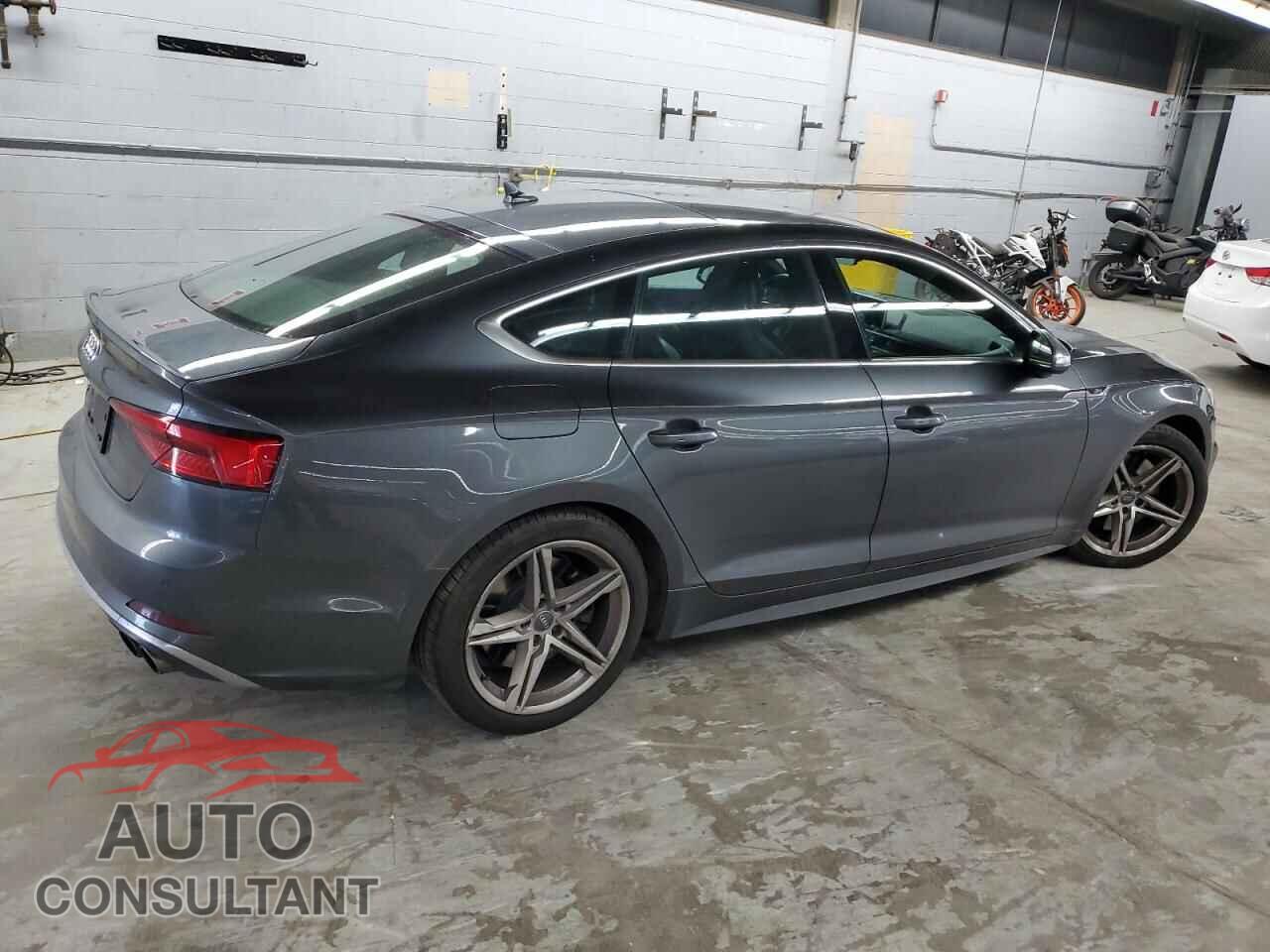 AUDI S5/RS5 2018 - WAUC4CF57JA009261