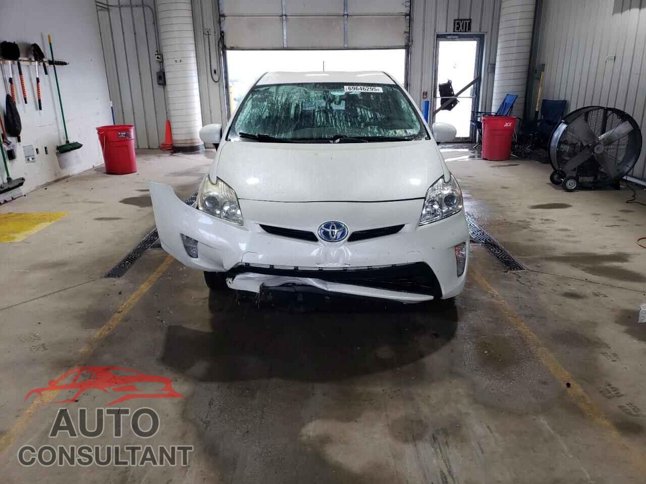 TOYOTA PRIUS 2013 - JTDKN3DU8D5587968