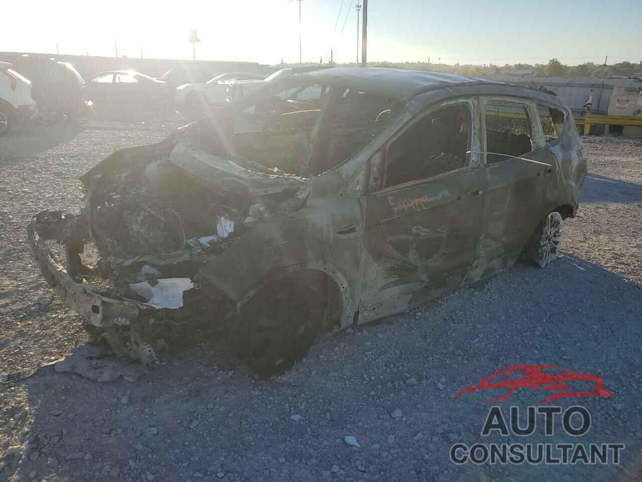 FORD ESCAPE 2018 - 1FMCU9GD3JUA94847
