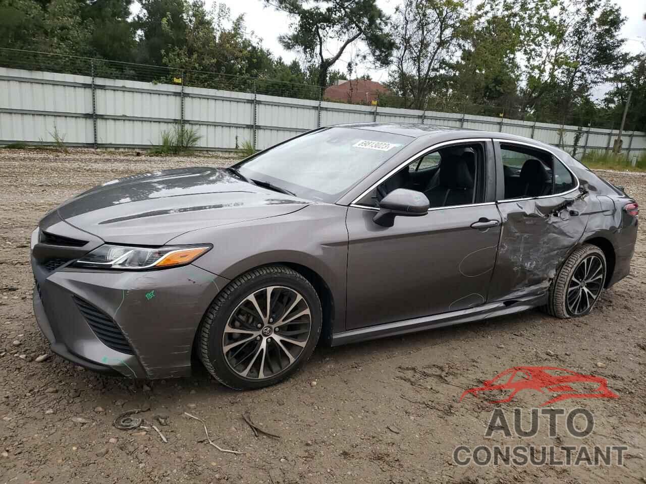 TOYOTA CAMRY 2018 - 4T1B11HK3JU065044