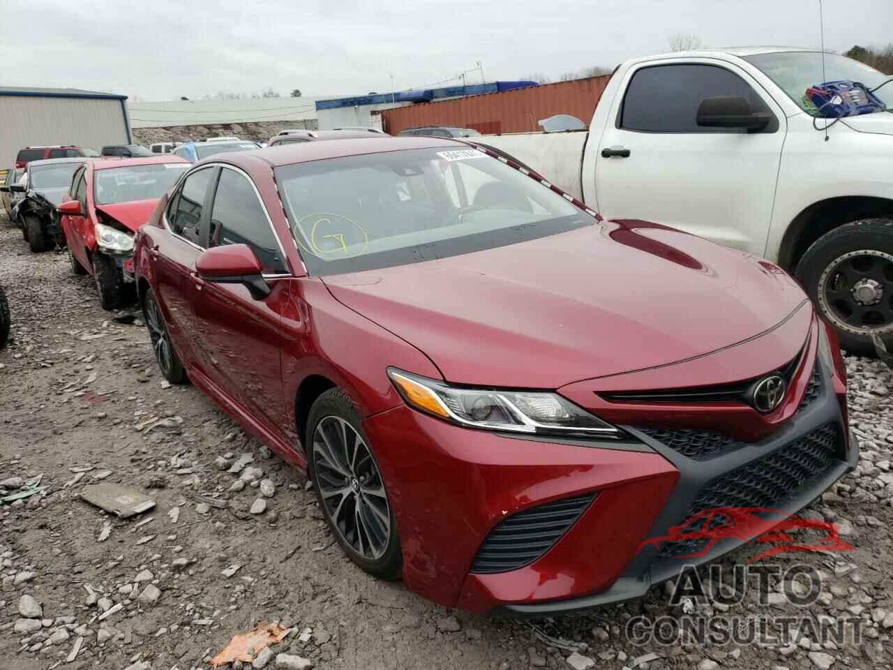 TOYOTA CAMRY 2018 - 4T1B11HK9JU613662