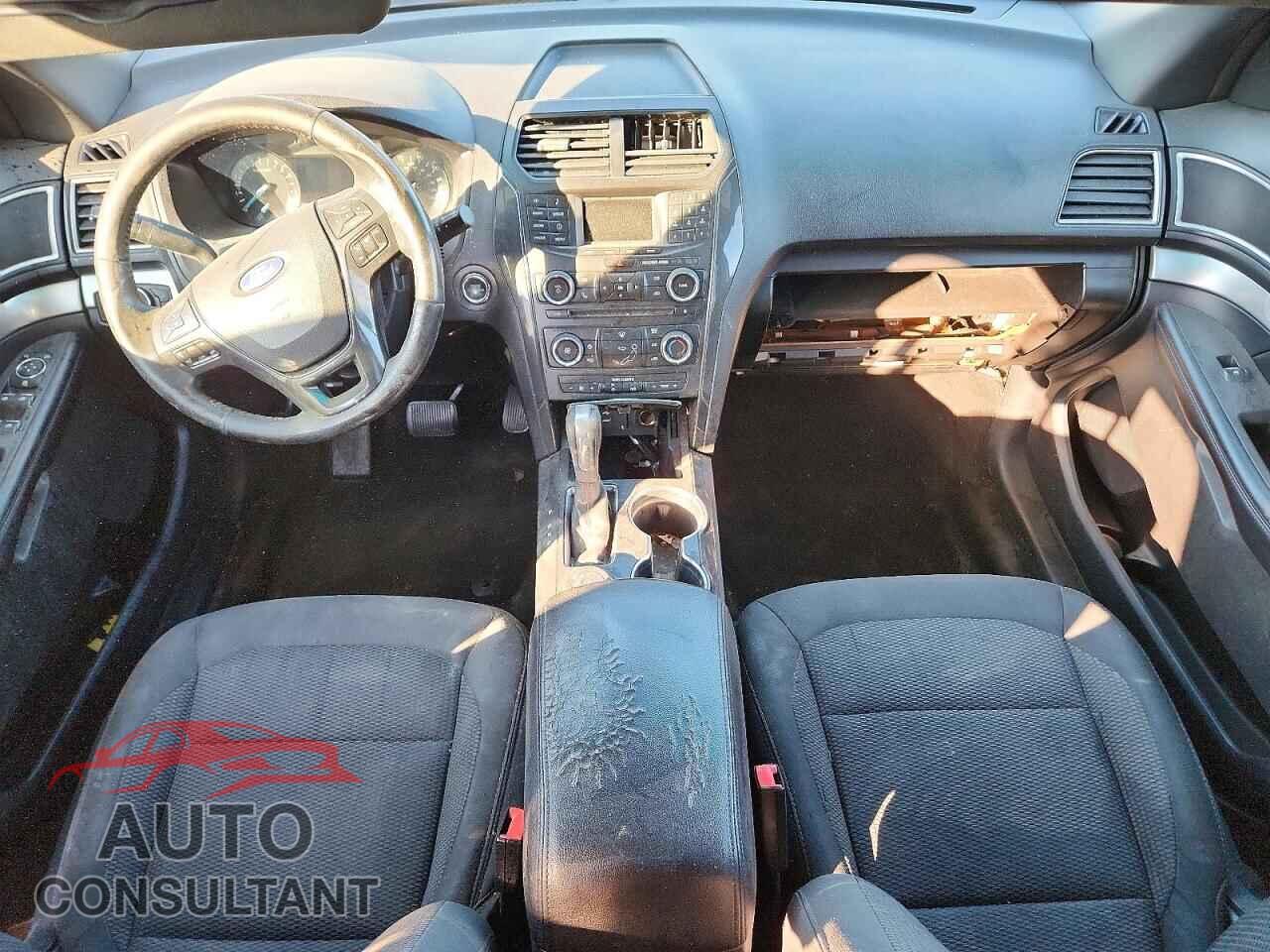 FORD EXPLORER 2017 - 1FM5K8D83HGA09305