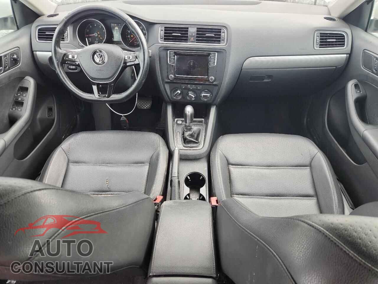 VOLKSWAGEN JETTA 2017 - 3VWDB7AJ2HM205272
