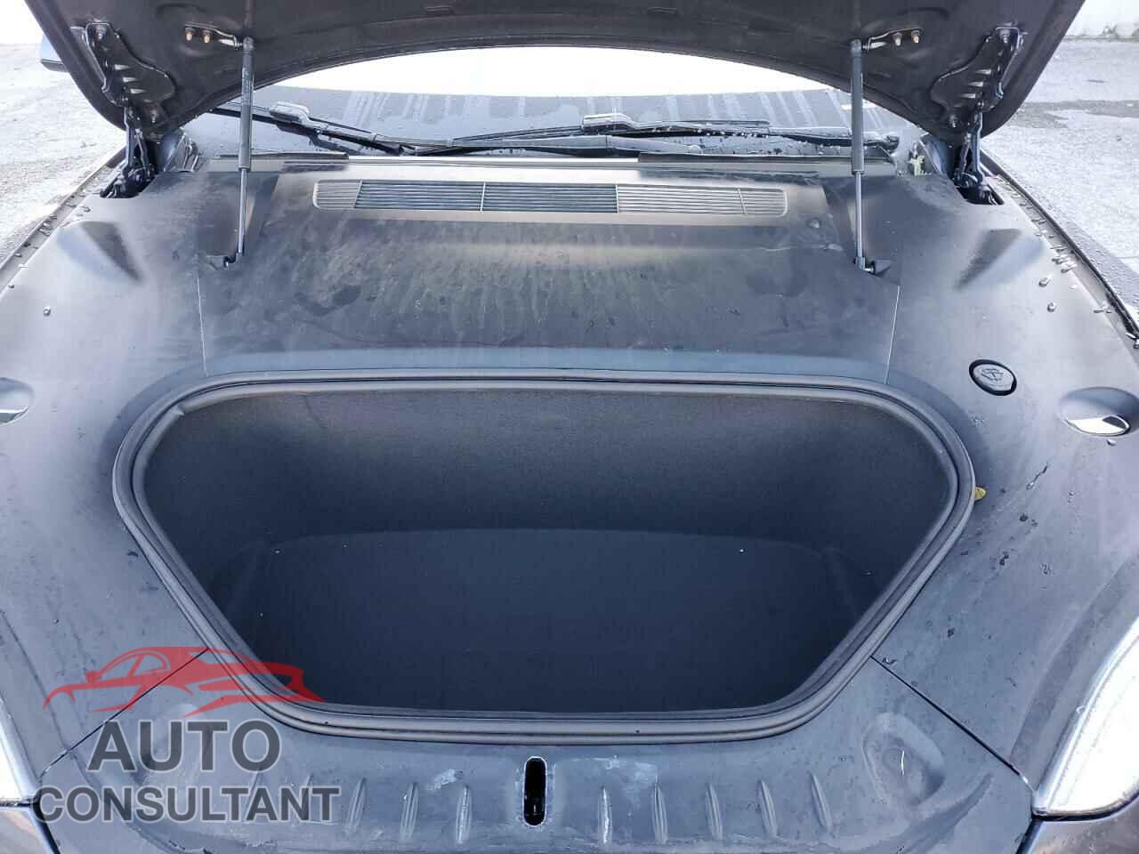 TESLA MODEL S 2021 - 5YJSA1E60MF452031