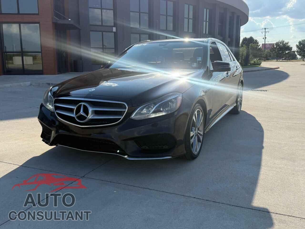 MERCEDES-BENZ E-CLASS 2015 - WDDHF5KB0FB148732