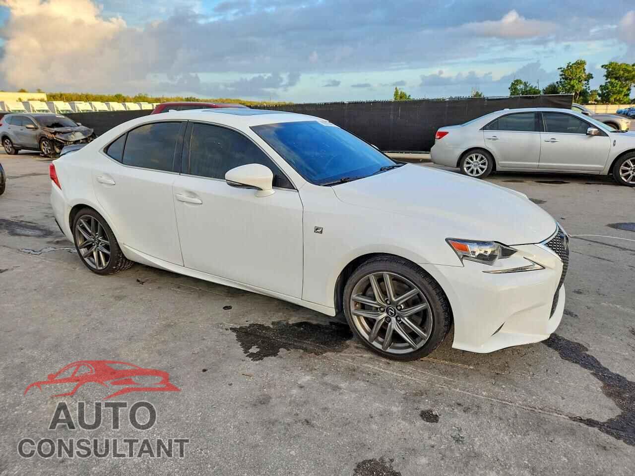 LEXUS IS 2016 - JTHBA1D26G5038349