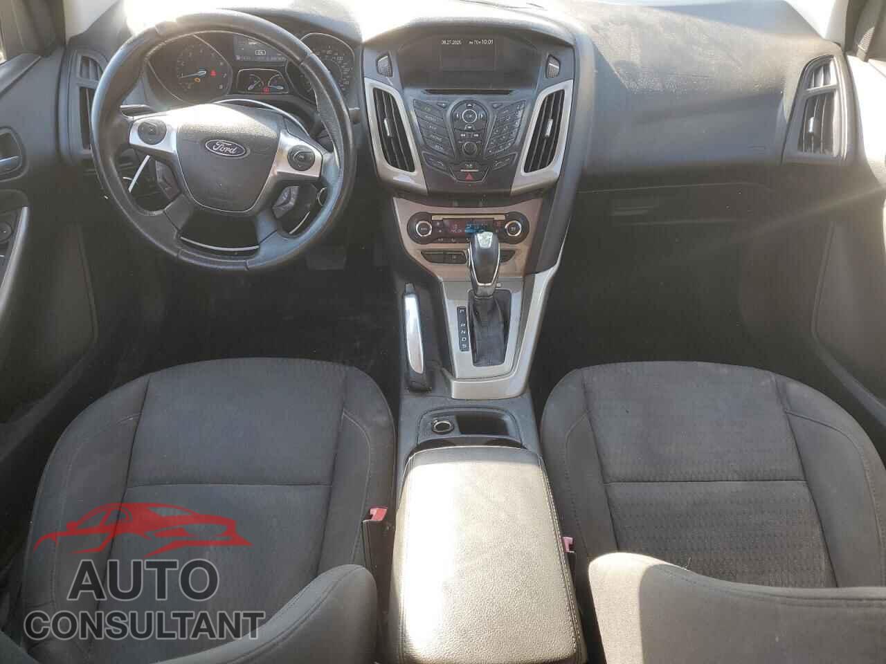FORD FOCUS 2012 - 1FAHP3H28CL135628