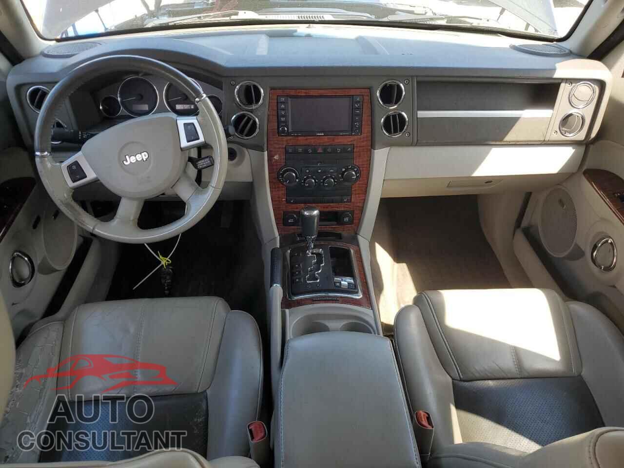 JEEP COMMANDER 2010 - 1J4RG5GT1AC109366