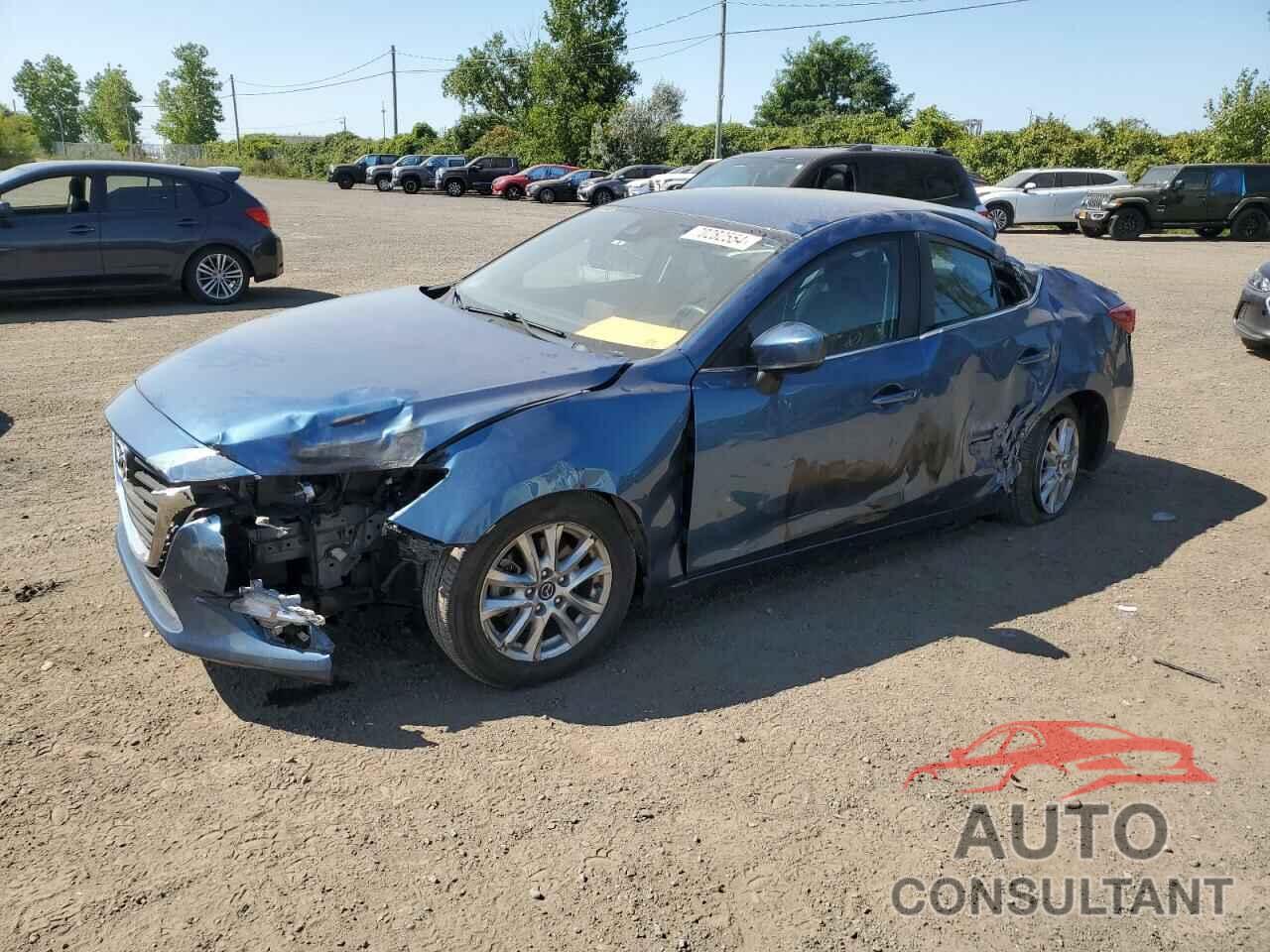 MAZDA 3 2018 - 3MZBN1V74JM237415