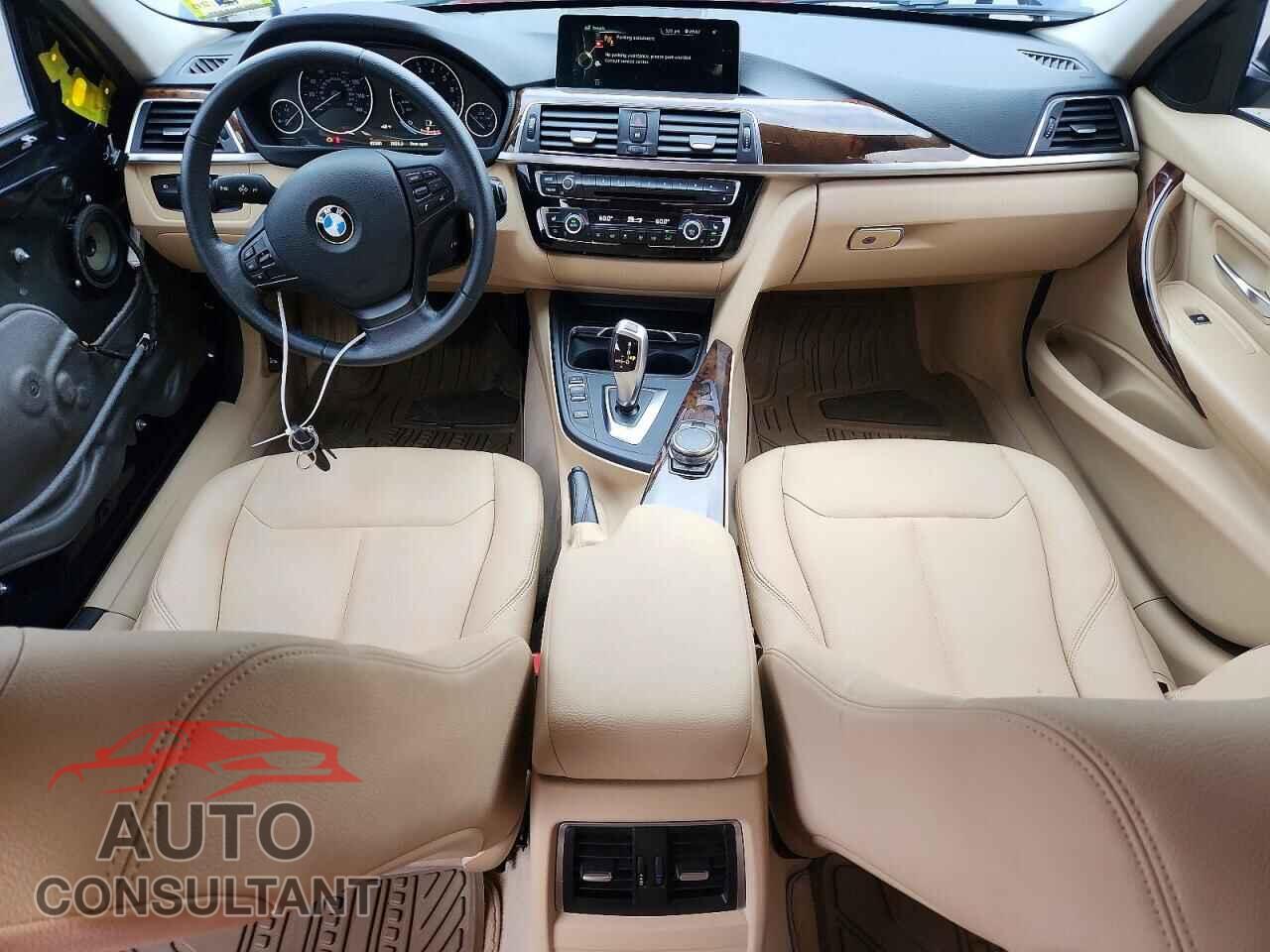 BMW 3 SERIES 2016 - WBA8E1G52GNU11759