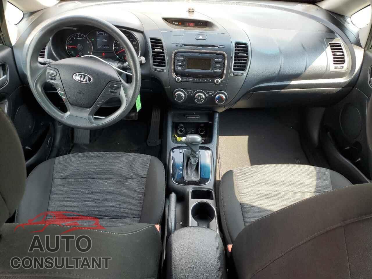KIA FORTE 2017 - KNAFK5A80H5691404