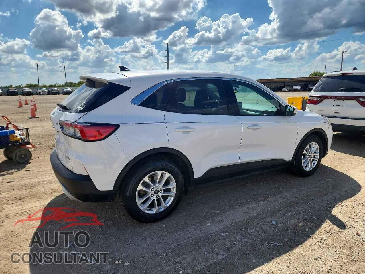 FORD ESCAPE 2020 - 1FMCU0G68LUB91722