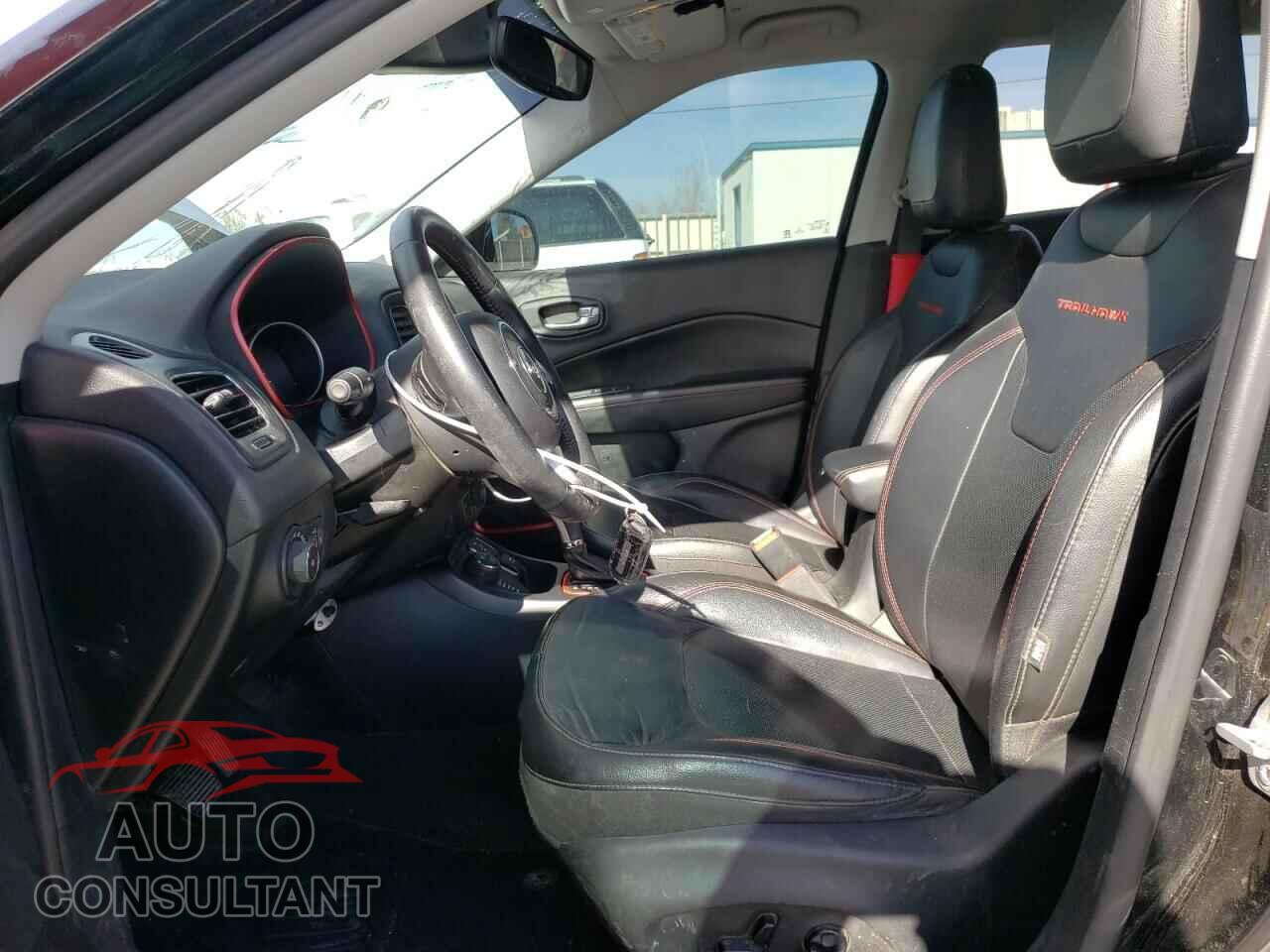 JEEP COMPASS 2018 - 3C4NJDDB7JT207477