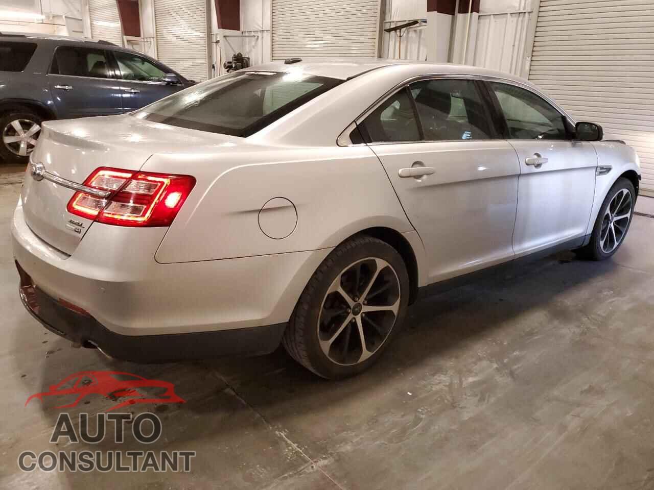 FORD TAURUS 2015 - 1FAHP2H88FG169113