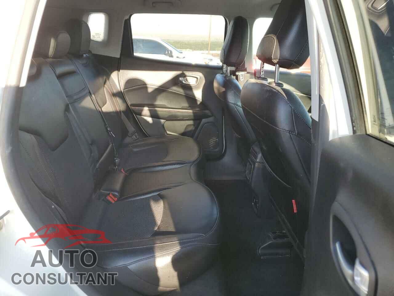 JEEP COMPASS 2020 - 3C4NJDDB9LT111904