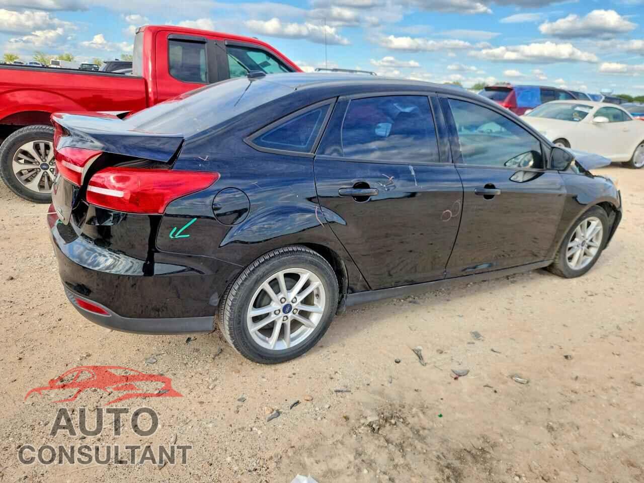 FORD FOCUS 2016 - 1FADP3F22GL305652